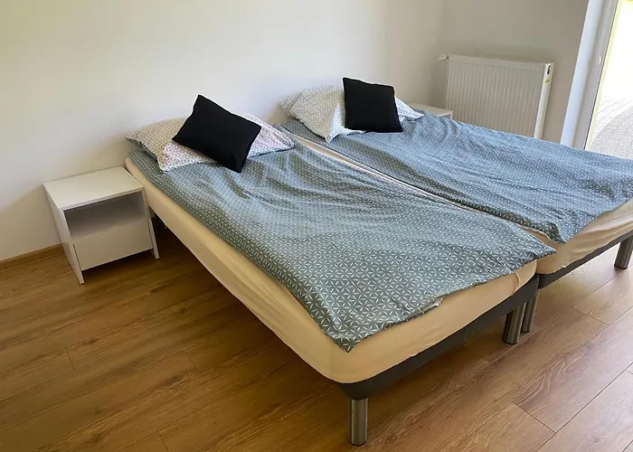 ゲストハウス U Ewy 3*